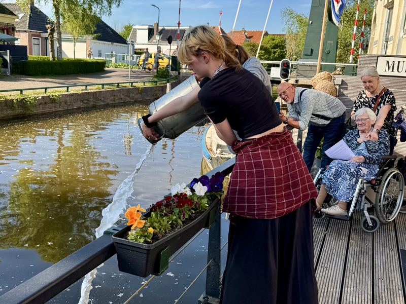 Opening It Tsiispakhûs